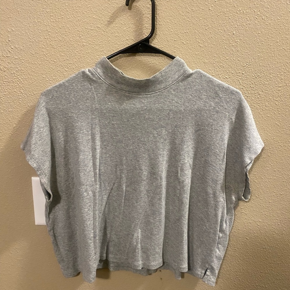 Wild Fable Light Gray Short Sleeve Knit Top